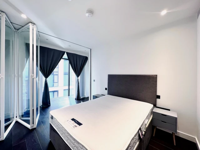 LH-8 Casson Square 2