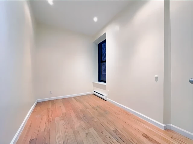 932 Amsterdam Ave 2