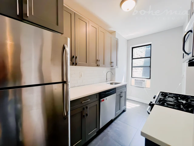 516 West 159th Street 3