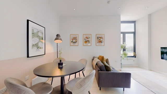 Goodman Street 28022# 1