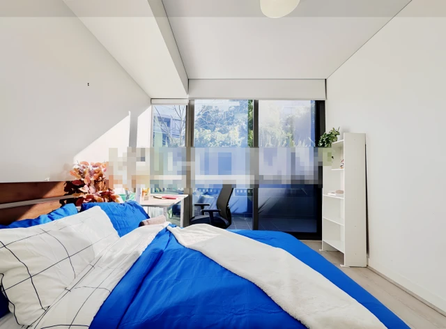 34 Rothschild Ave 2