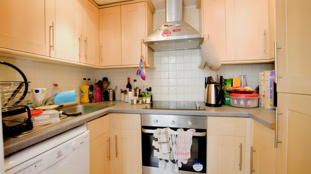 Penywern Road, Earls Court 4