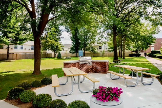 Waverly Apartments - H 1