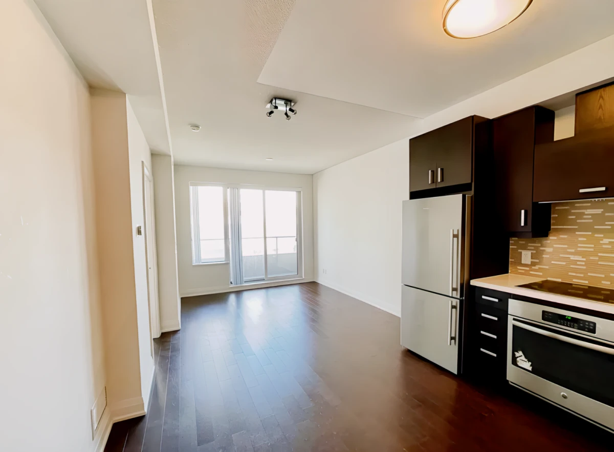 325 - 28 Uptown Drive 0