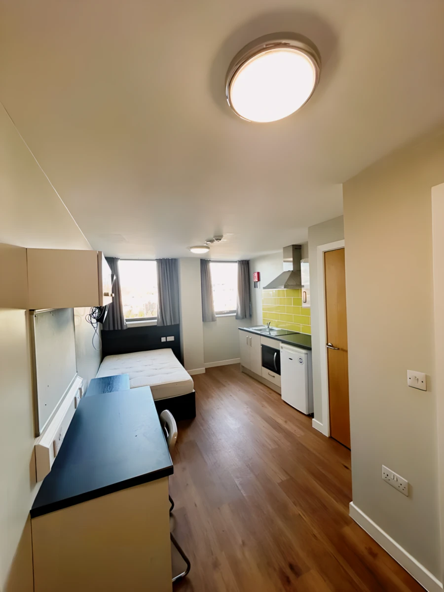 Sovereign House - Sheffield student accommodation - Classic Studio