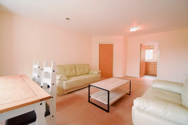 Entire Place·2B2B···Apt 8, Union Place, 723 Pershore road Selly Park 1