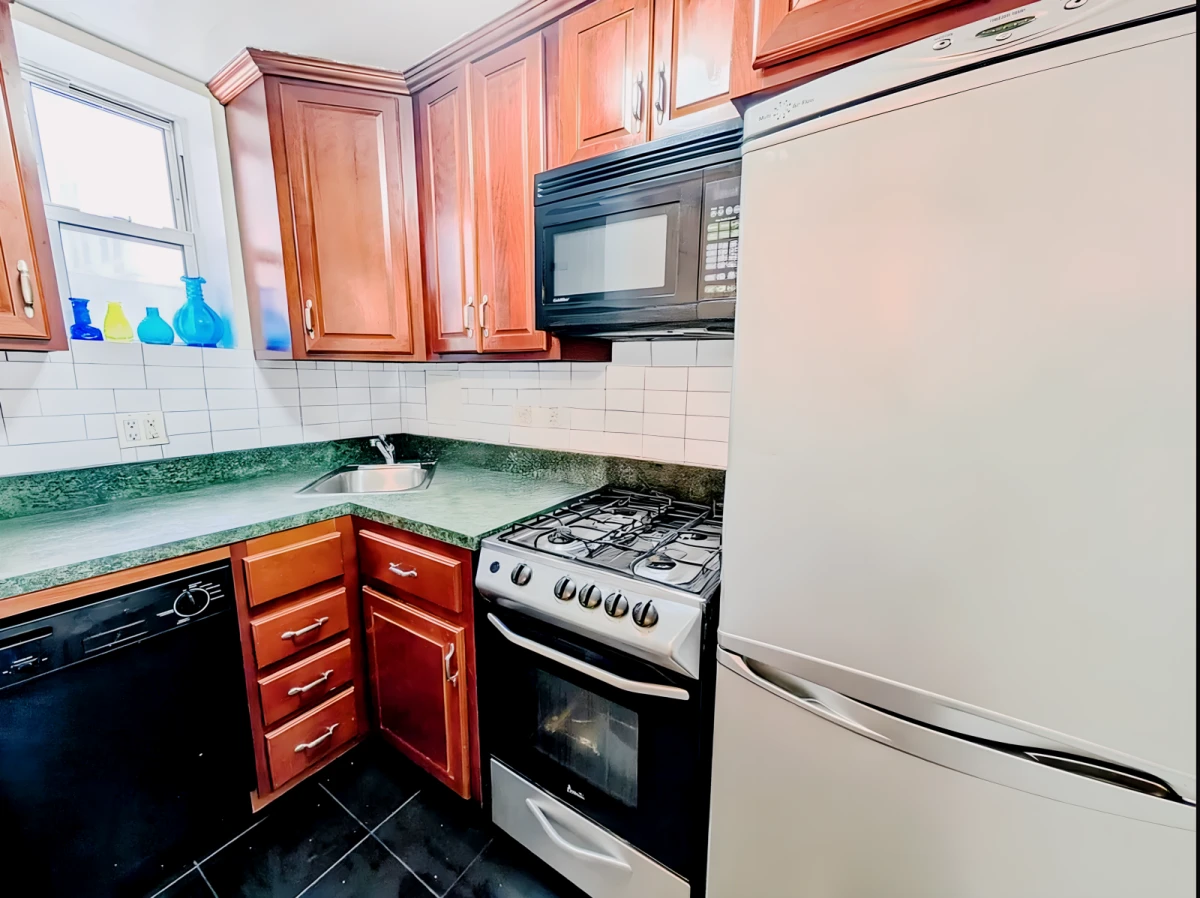 220 West 104th Street 0