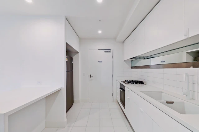 500 Elizabeth Street 4