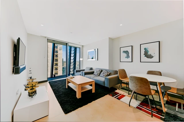 LH-One Blackfriars 1