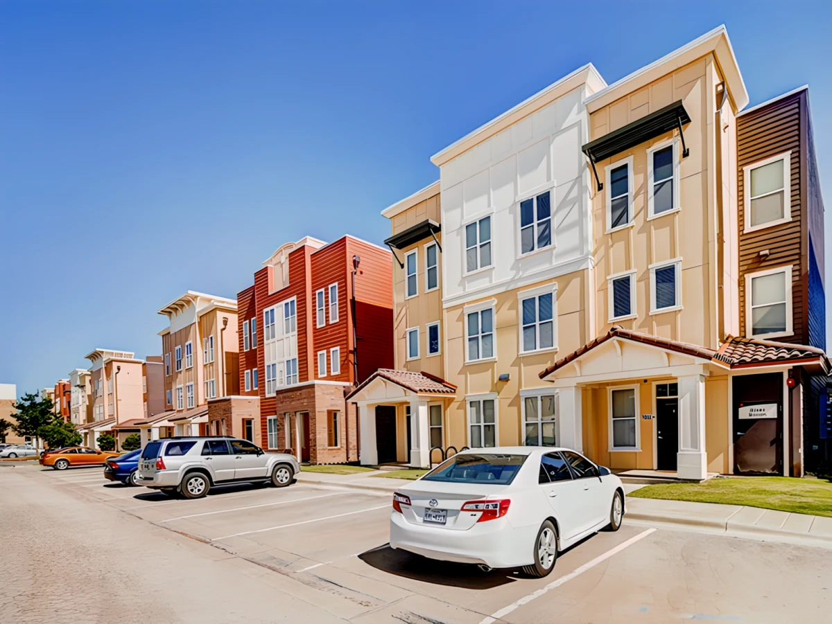 U Club Townhomes at Overton Park 0