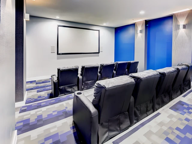 Campus Edge on UTSA Boulevard 4