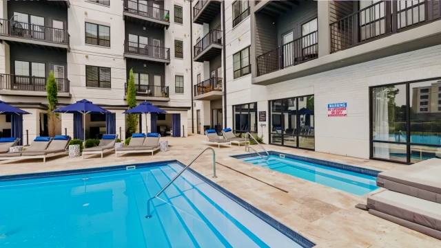 Luxe at the Highlands 1