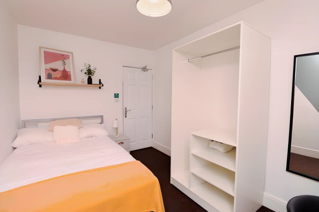 43 Thesiger Street 3