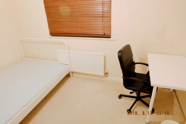 31 Beckhampton Close 1