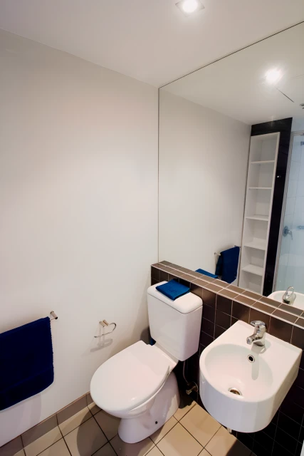 127 Leicester Street 4