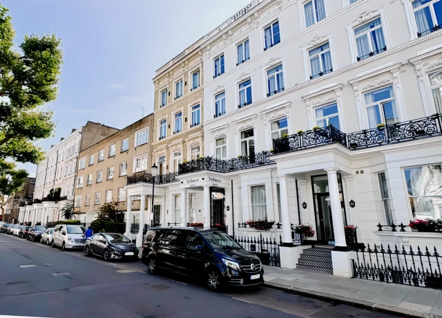 Trebovir Road 29960# 2