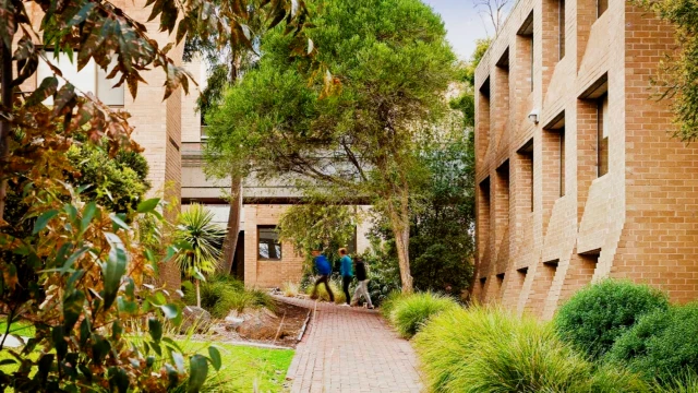La Trobe University - Chisholm College 4