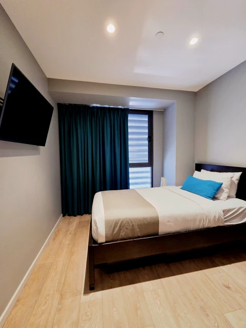 8 Tucker St 1