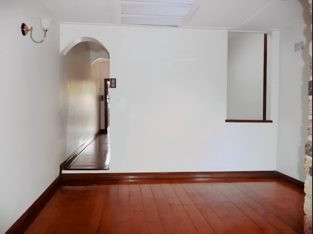 212 Evans Street 2