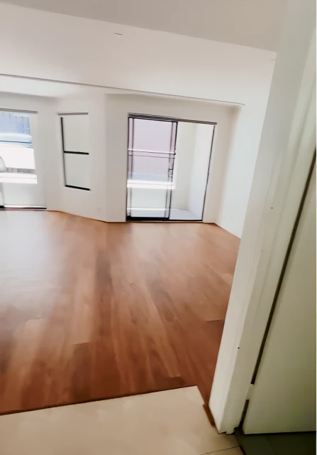 1-35 Pine Street 1