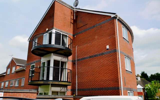 Entire Place·4B2B···Flat2, Stephens Court, Selly Oak 3