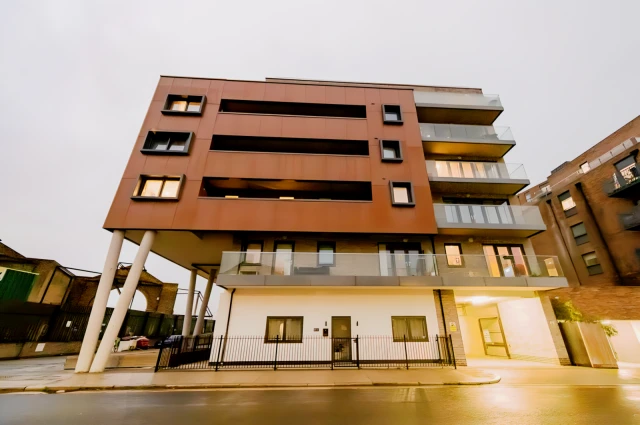 St. Ives Place 11603# 1
