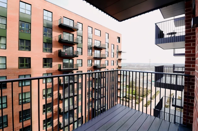 apartment in Ealing 2