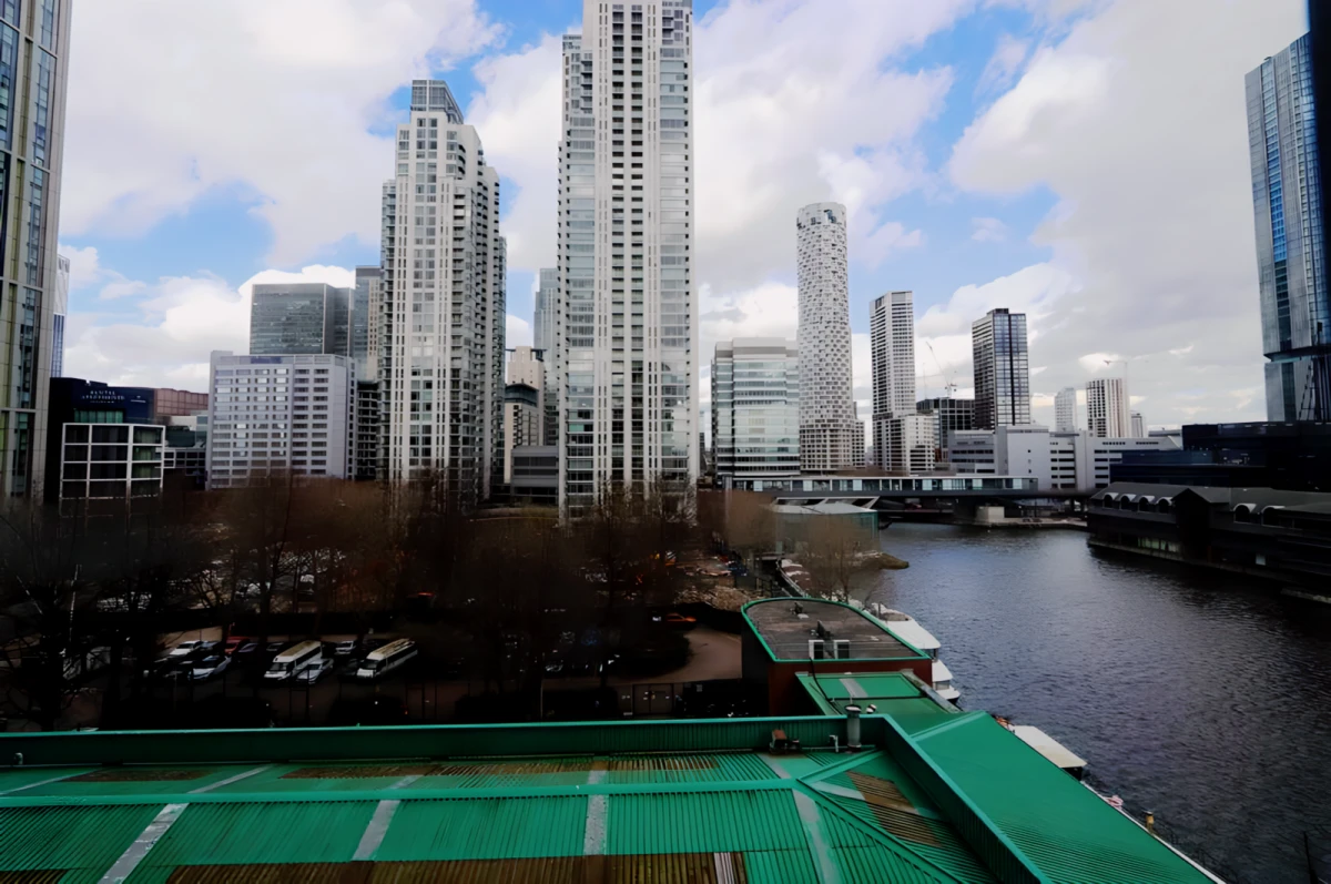 apartment in Isle of Dogs 0