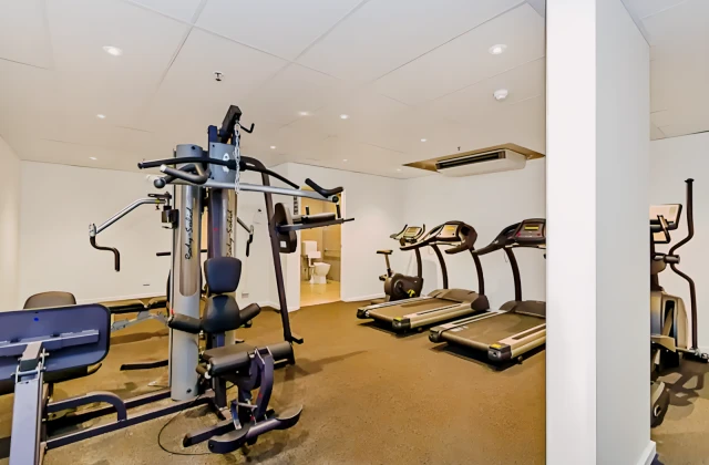 Lovely CBD 2BR Apt-Aria on Gouger-Parking-Wi-Fi 1