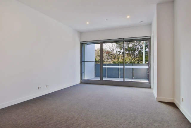 102/33 Coleman Parade,Glen Waverley,Victoria 3150 3