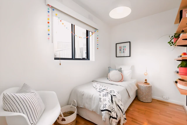 1/123 Tennyson Street, Elwood 4