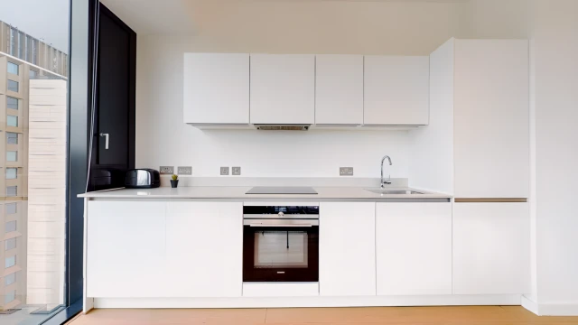 Highgate Hill 12300# 1