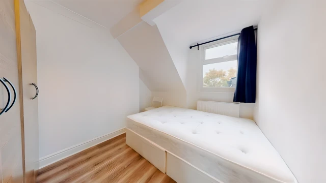 Walm Lane 13538# 2
