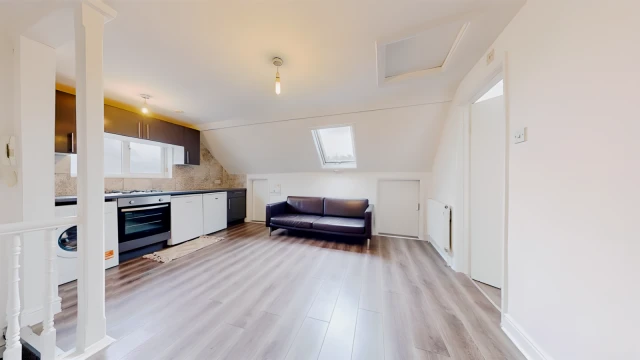 Walm Lane 13538# 4