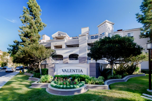 Valentia Apartments 1