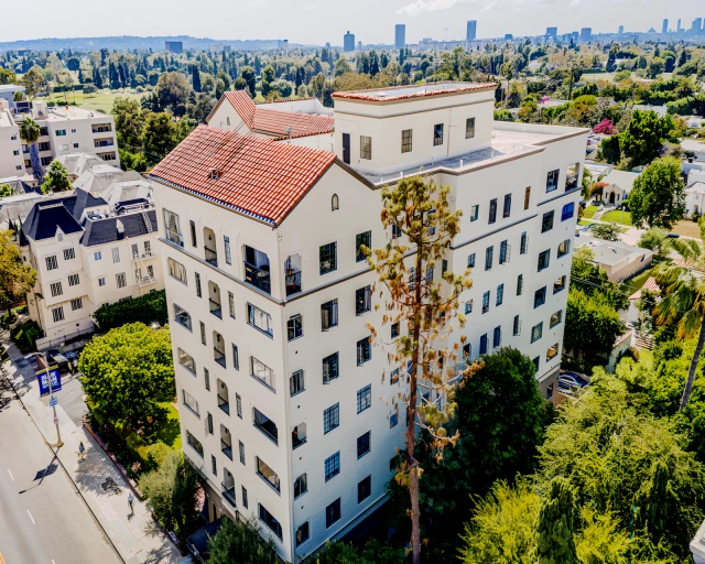 Hermoyne Apartments 3