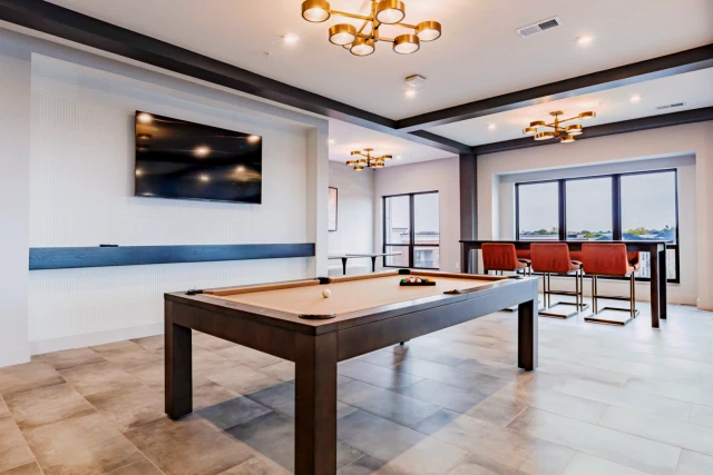 8th and High Apartments 4