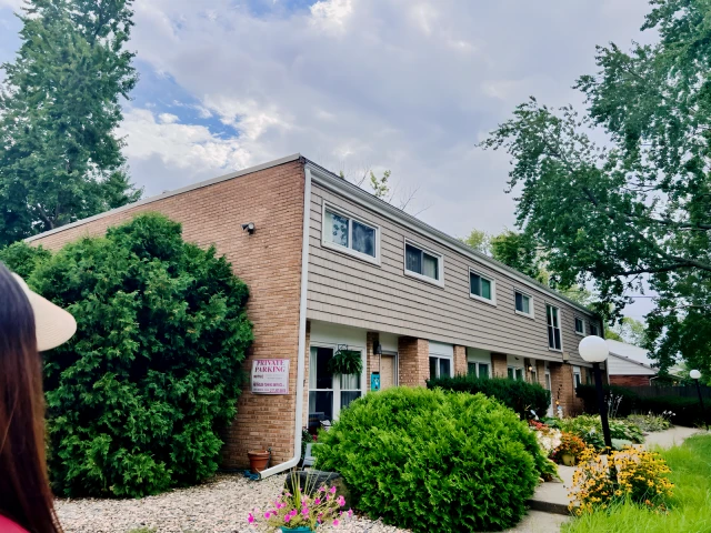 1727 Lincoln Road, Champaign 1