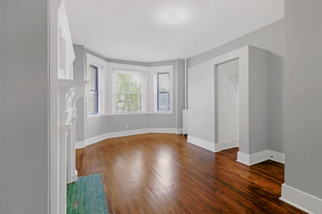 28 Glenville Ave 1