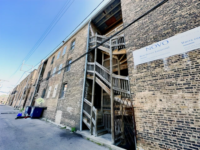 49th Street Apartments 4