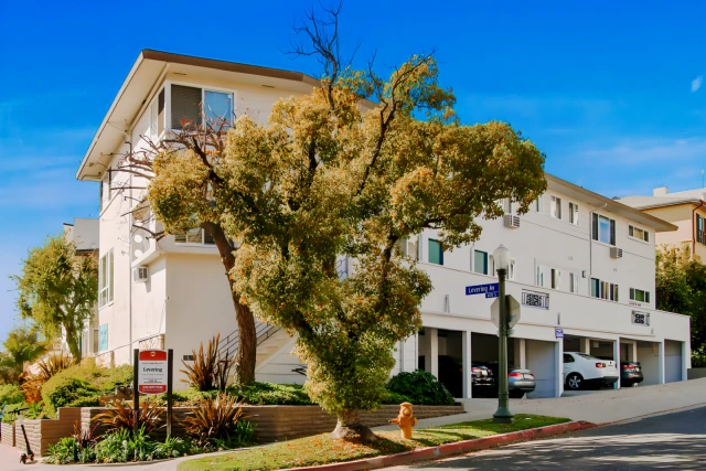 Levering Apartments 3