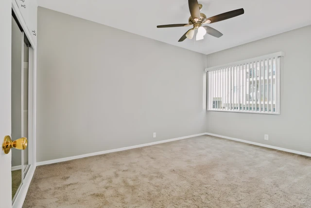 Overland Avenue Apartments 4