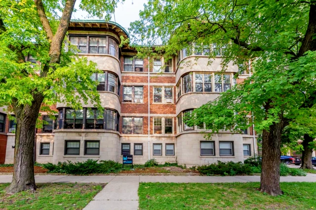 5337 S. Hyde Park Boulevard 1