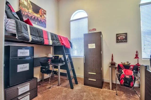 The Suites on Paseo 4