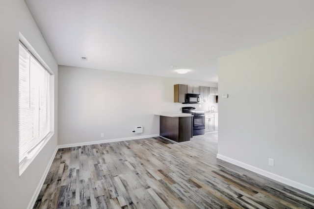 523 E. Fairlawn, Urbana, IL 61801 3