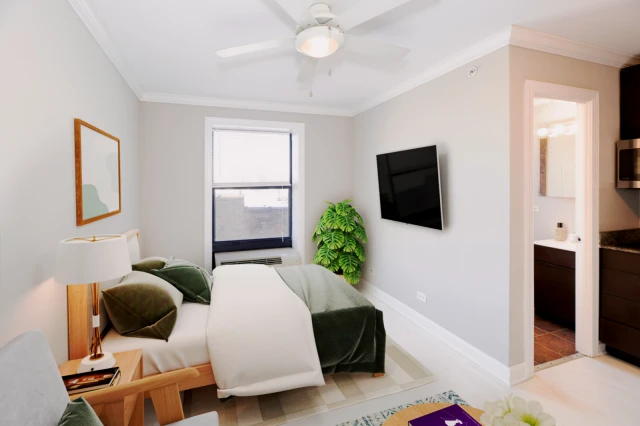 3834 N Sheffield 1