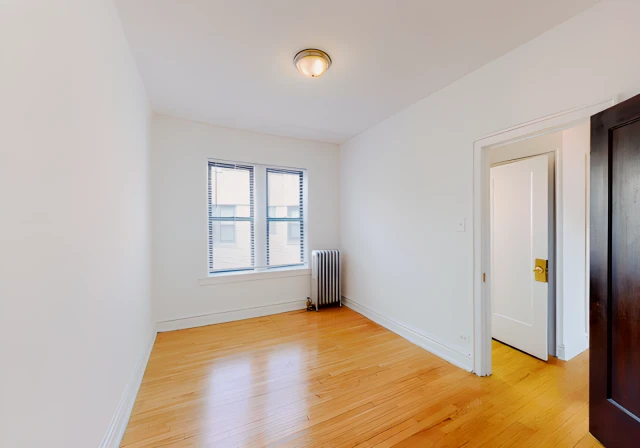 5415 S. Woodlawn Avenue 2