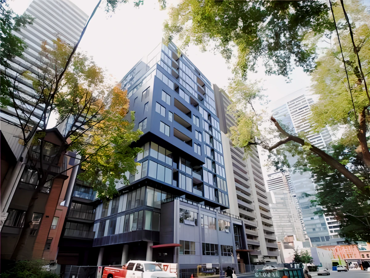 Entire Place·0B1B···17 Dundonald St 0