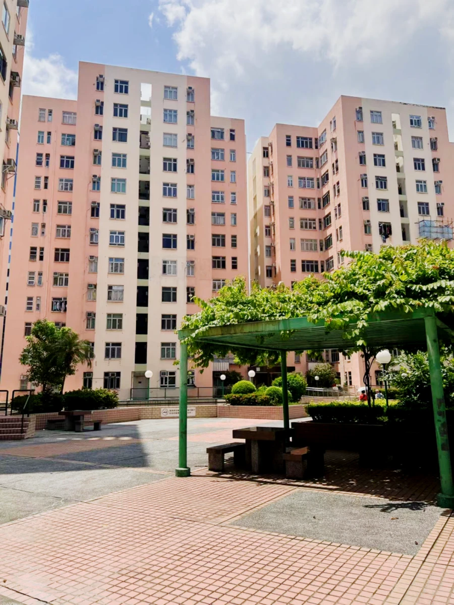 Room 411, Block A, Telford Gardens, Kowloon (male) 0