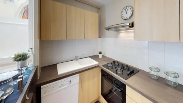 apartment near rue Neuve, Lyon 0